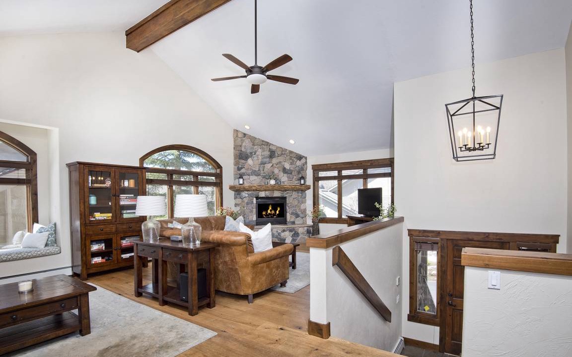 Photo of Livingroom in Vail