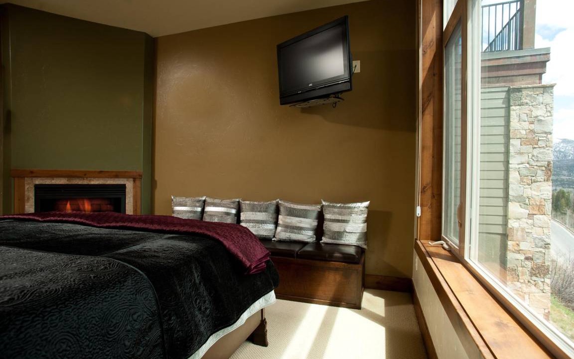 Photo of Bedroom in Purgatory