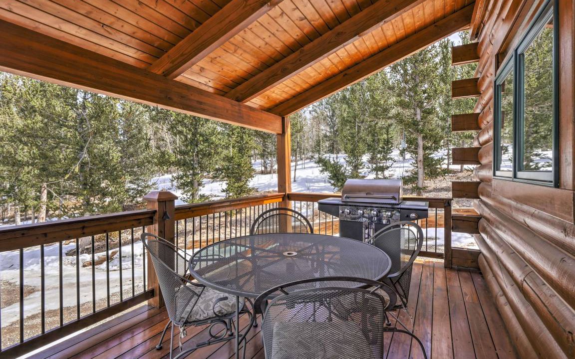 Photo of Patio Balcony in Michigan Hill