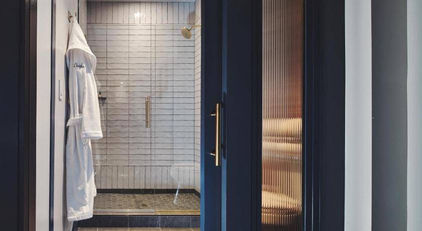 Photo of Bathroom in Cherry Creek