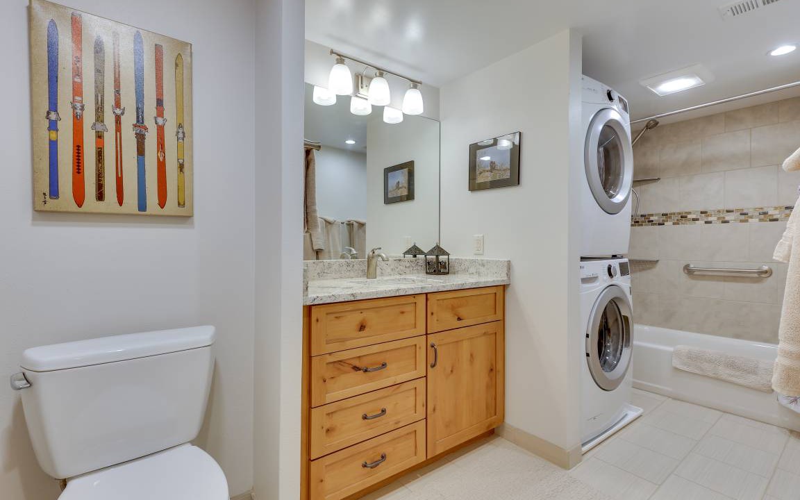 Photo of Bathroom in Warrior's Mark