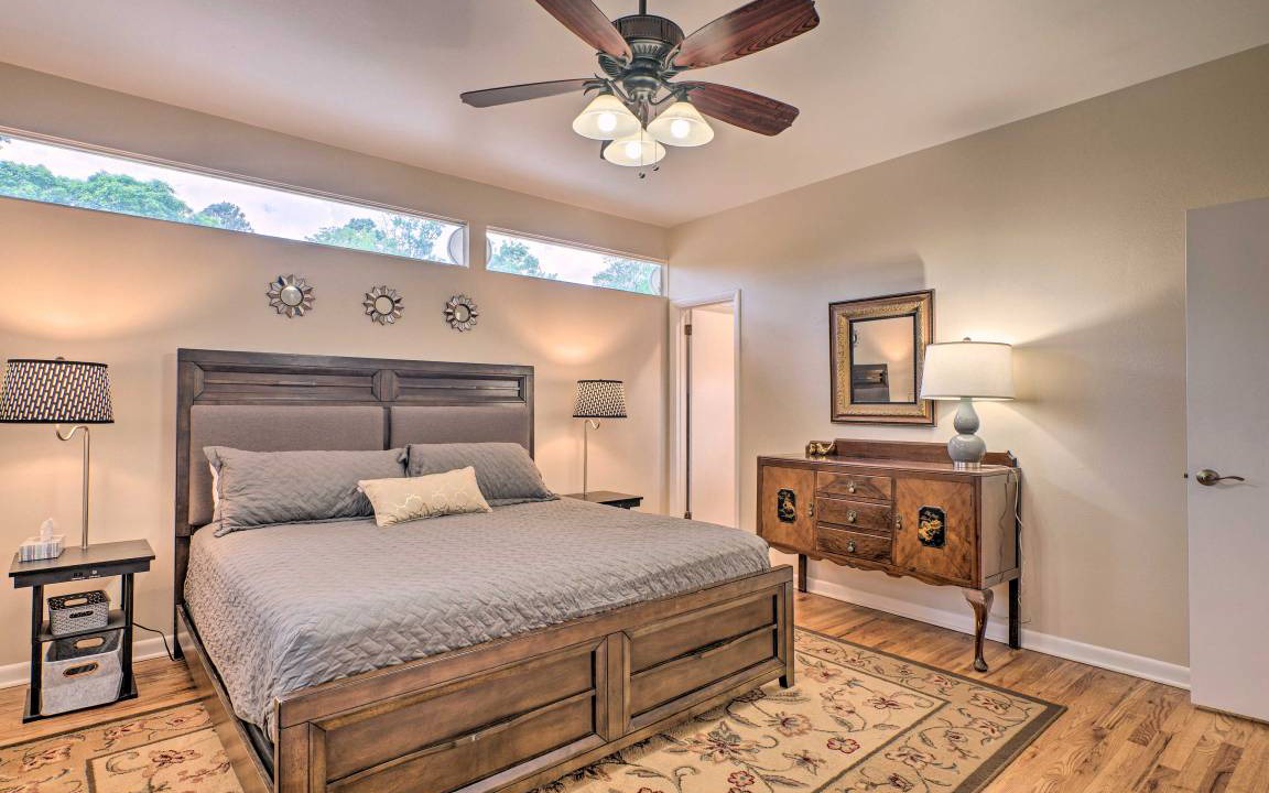Photo of Bedroom in Skyway