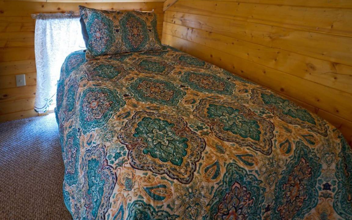 Photo of Bedroom in Alpine Village