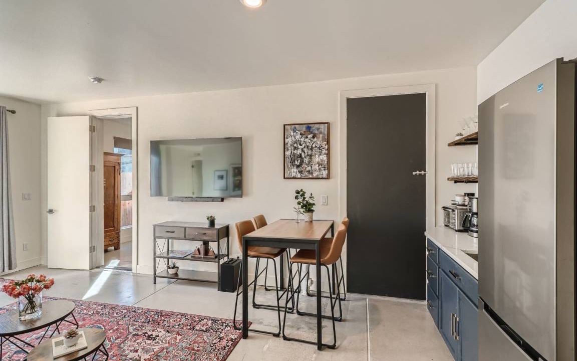 Photo of Livingroom in Sloan Lake