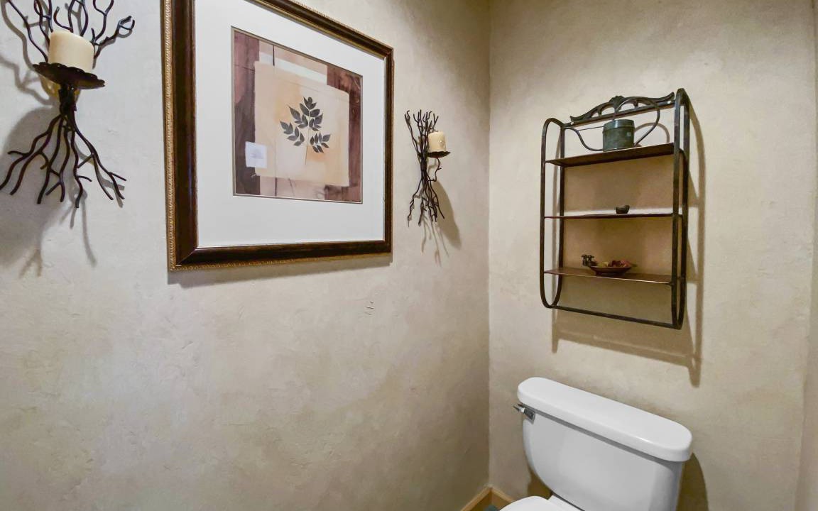 Photo of Bathroom in Warrior's Mark West