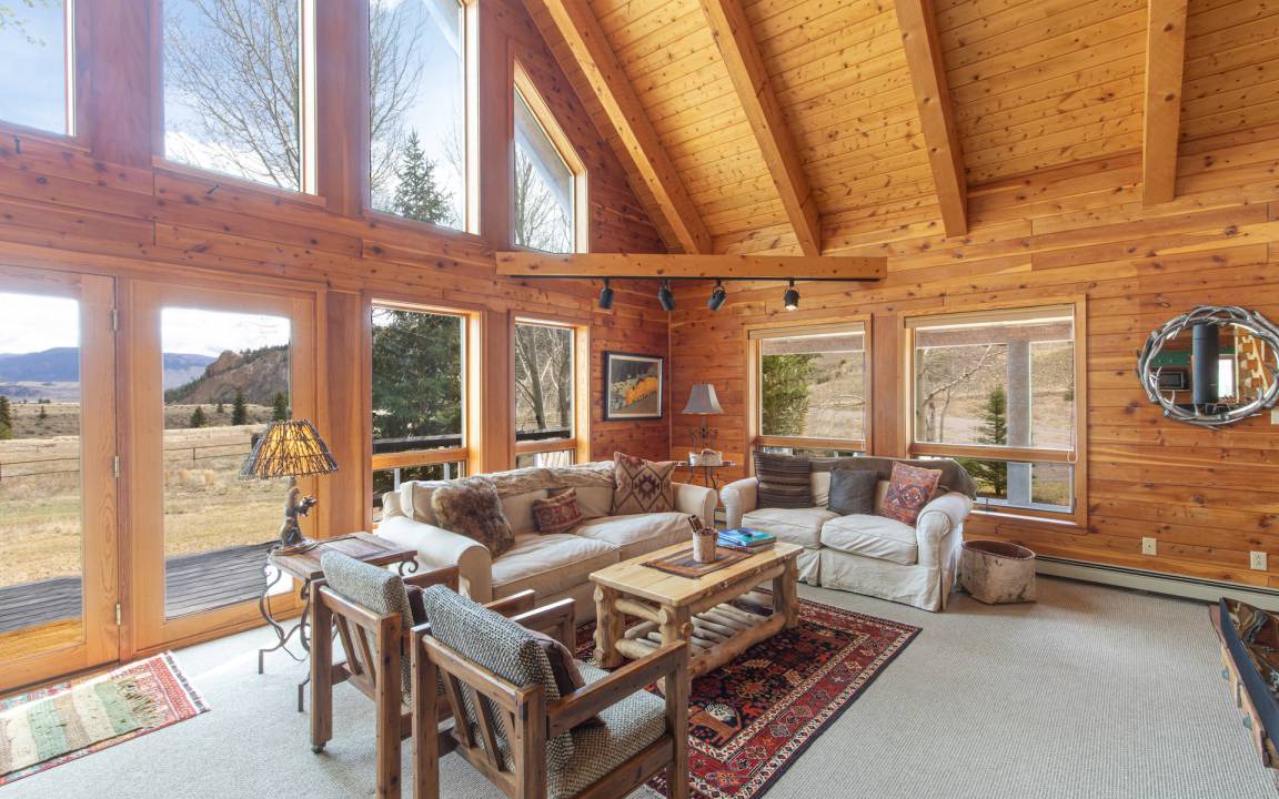 Photo of Livingroom in Creede