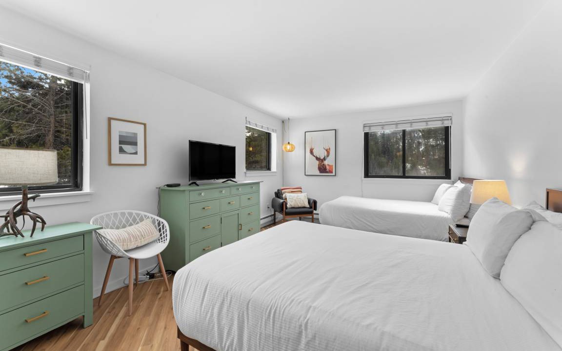Photo of Bedroom in Lakeside Village