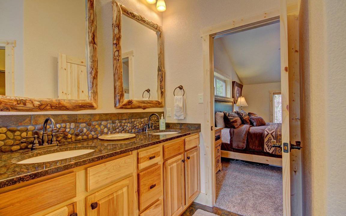 Photo of Bathroom in Blue River