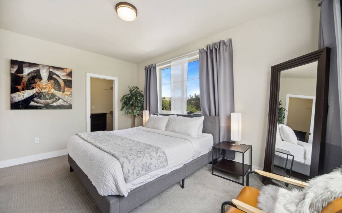 Photo of Bedroom in Old Town North