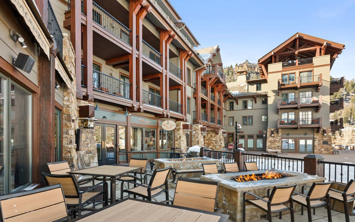 Photo of Others in Aspen