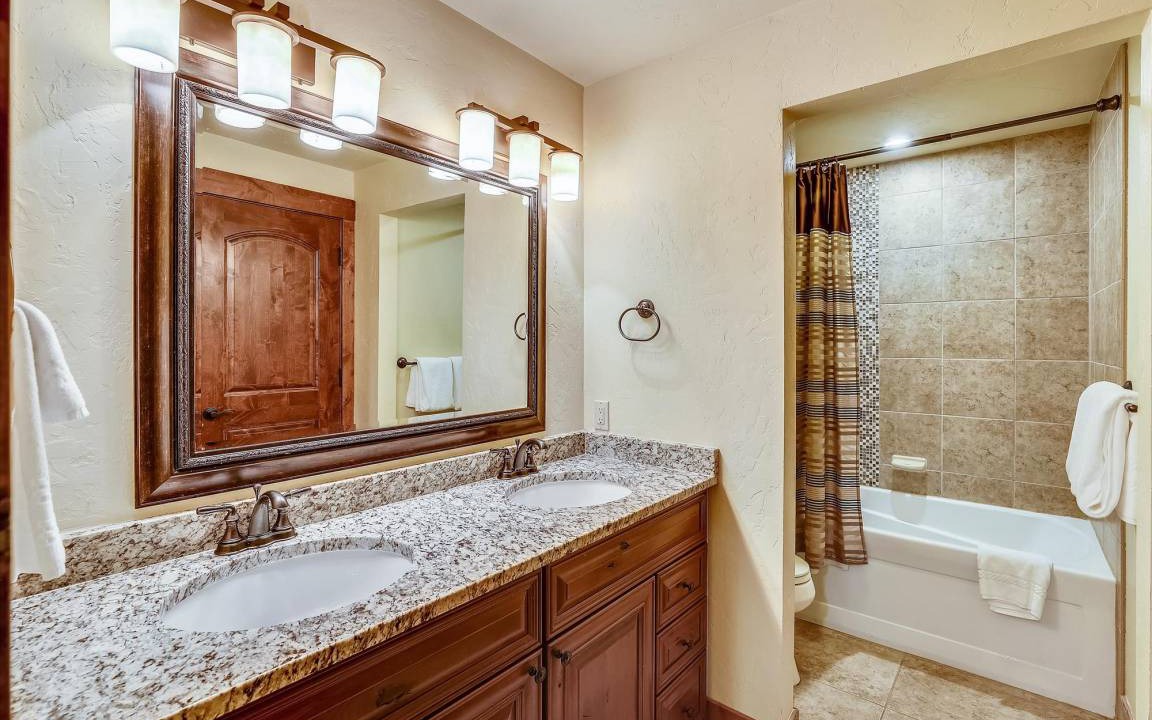Photo of Bathroom in The Highlands