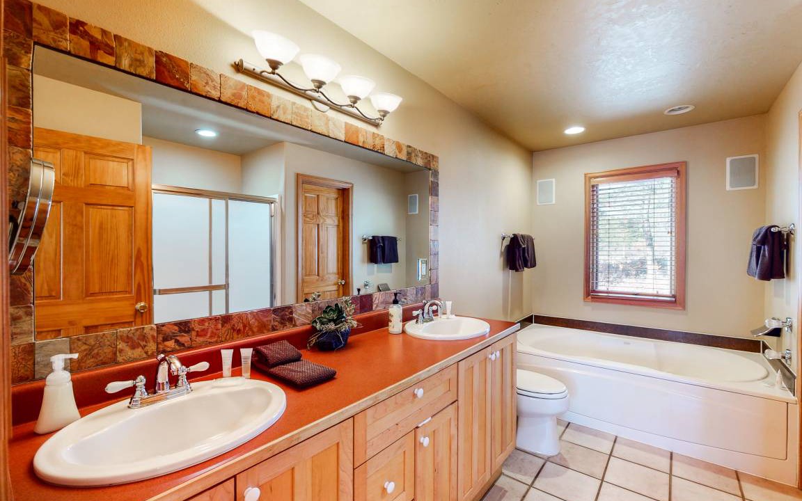 Photo of Bathroom in Twin Creek Village