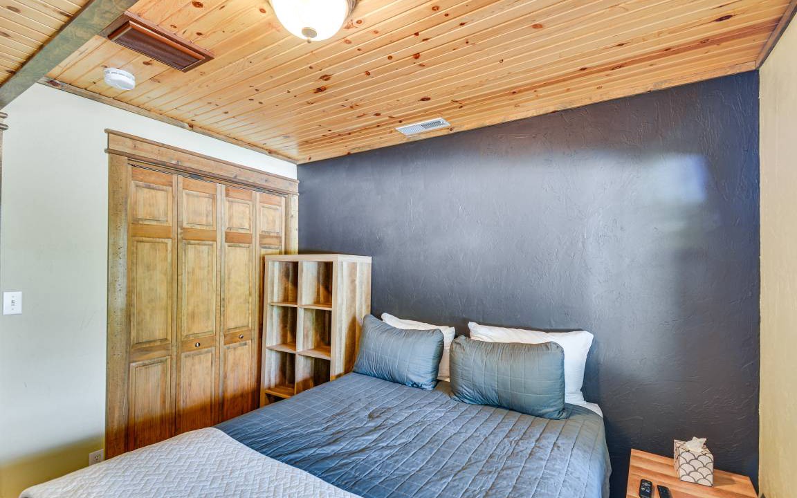 Photo of Bedroom in Valley of the Sun