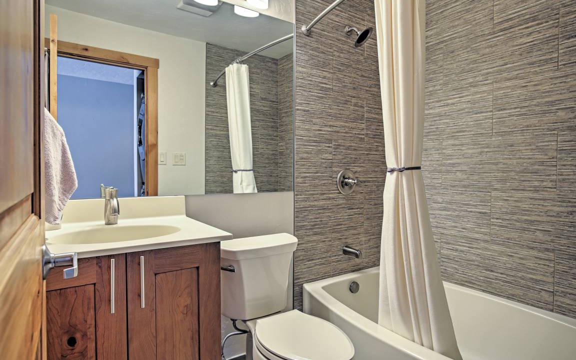 Photo of Bathroom in Dillon