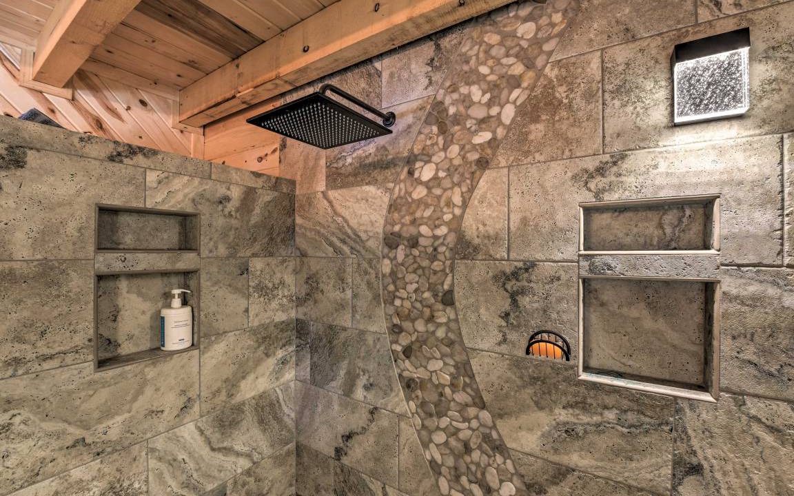 Photo of Bathroom in Del Norte