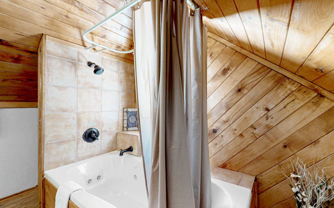 Photo of Bathroom in South Fork