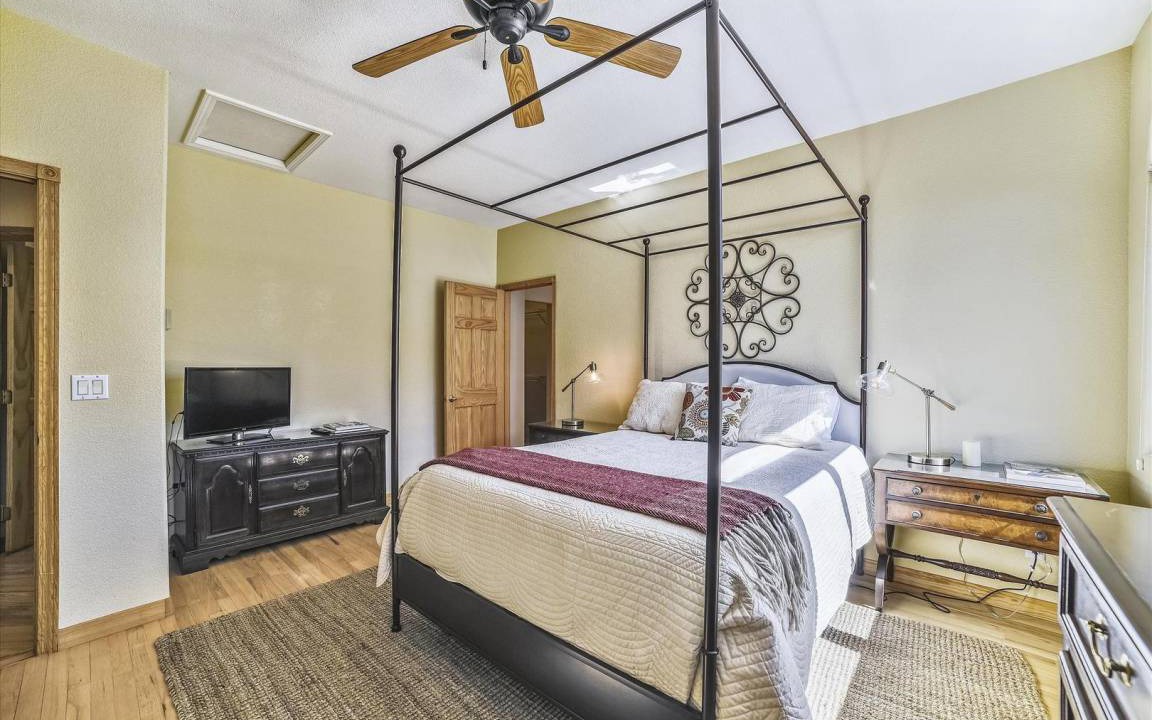 Photo of Bedroom in The Reserve