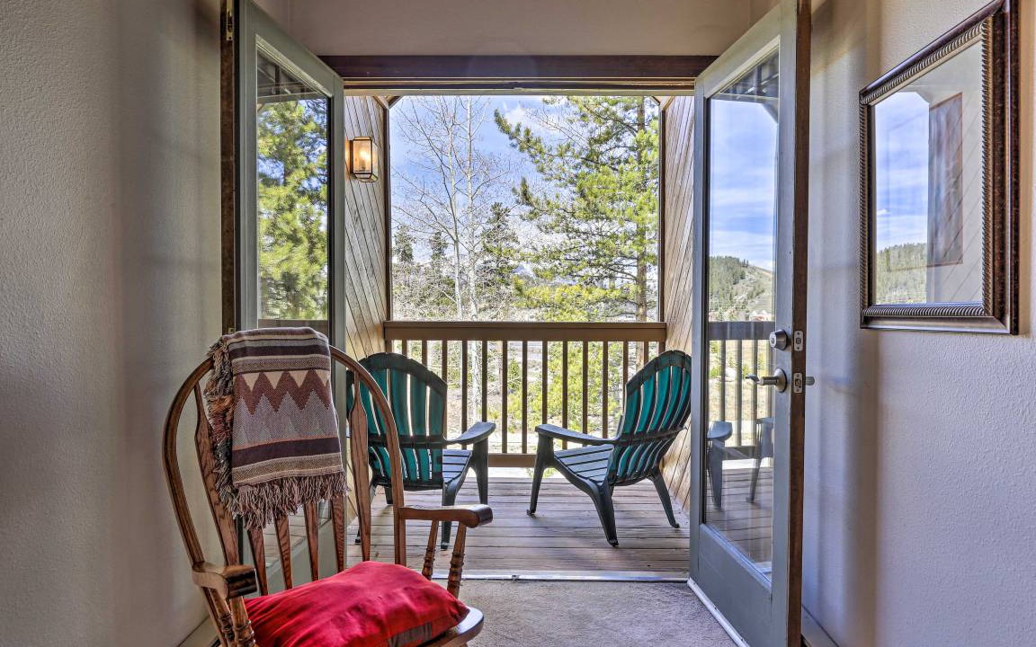 Photo of Patio Balcony in Summit Cove