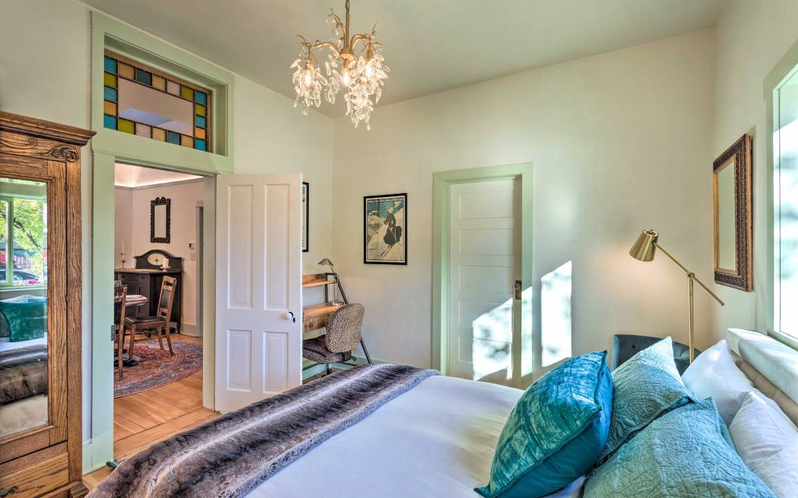 Photo of Bedroom in Carbondale
