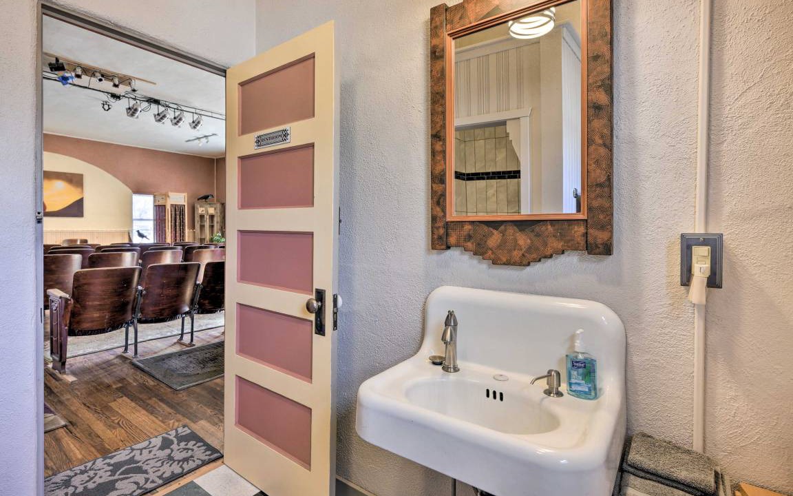 Photo of Bathroom in Del Norte