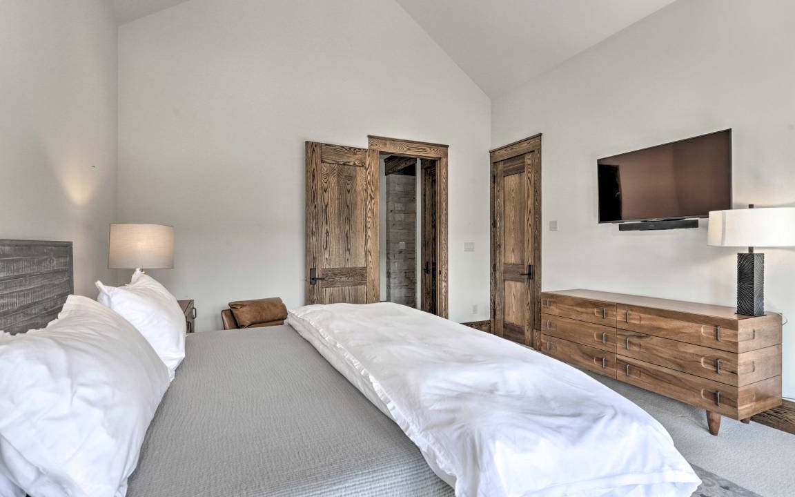 Photo of Bedroom in Mountain Village