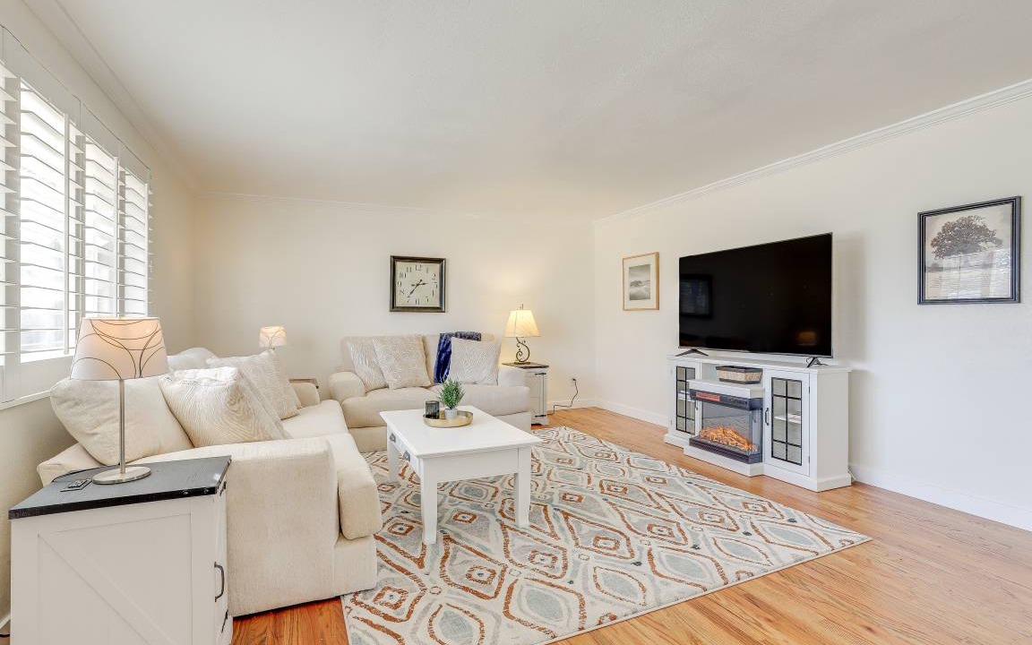 Photo of Livingroom in Arvada