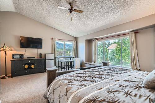 Photo of Bedroom in Southwest Colorado Springs