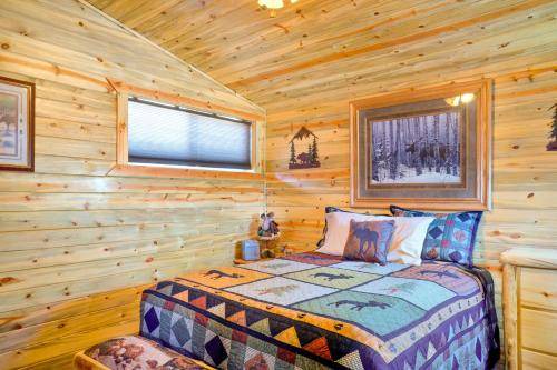 Photo of Bedroom in Alpine Village