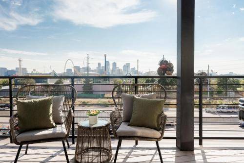 Photo of Patio Balcony in Jefferson Park