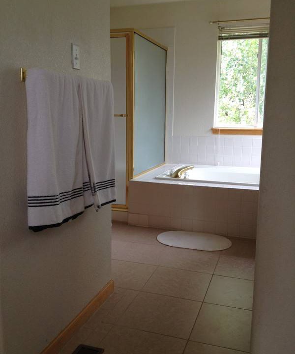 Photo of Bathroom in Lakewood