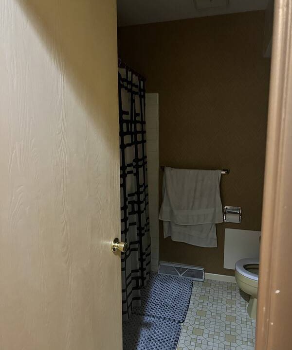 Photo of Bathroom in Lakewood