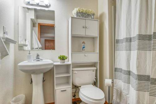 Photo of Bathroom in Gleneagle
