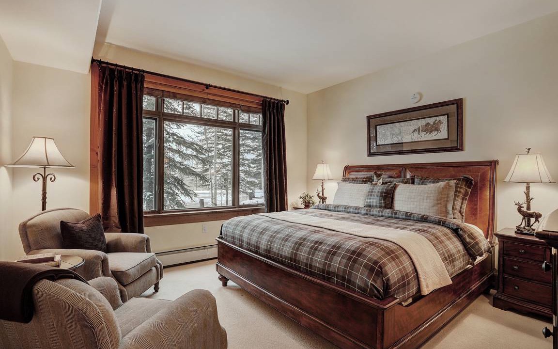 Photo of Bedroom in Avon