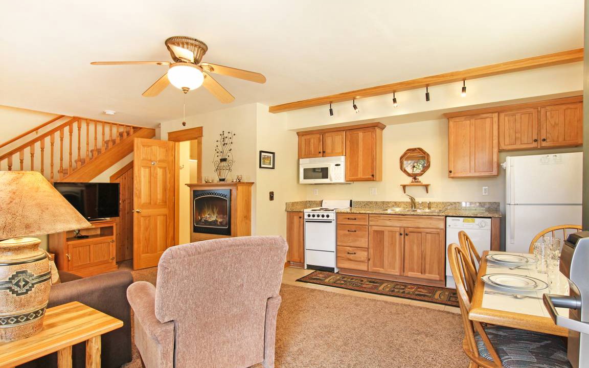 Photo of Livingroom in Estes Park