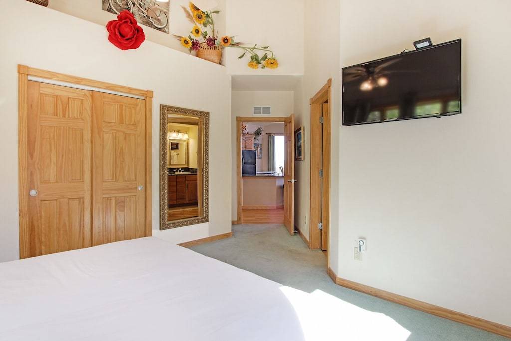 Photo of Bedroom in Estes Park