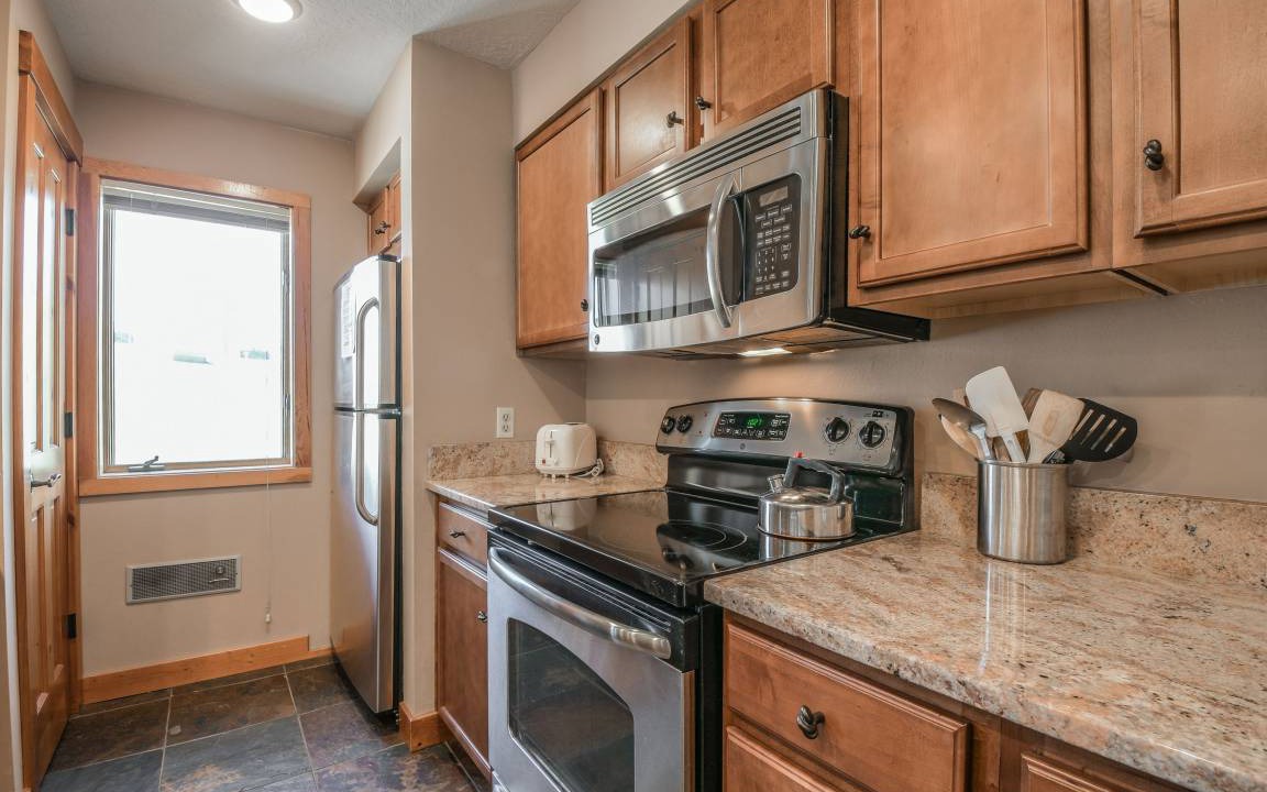 Photo of Kitchen in Lakeside Village