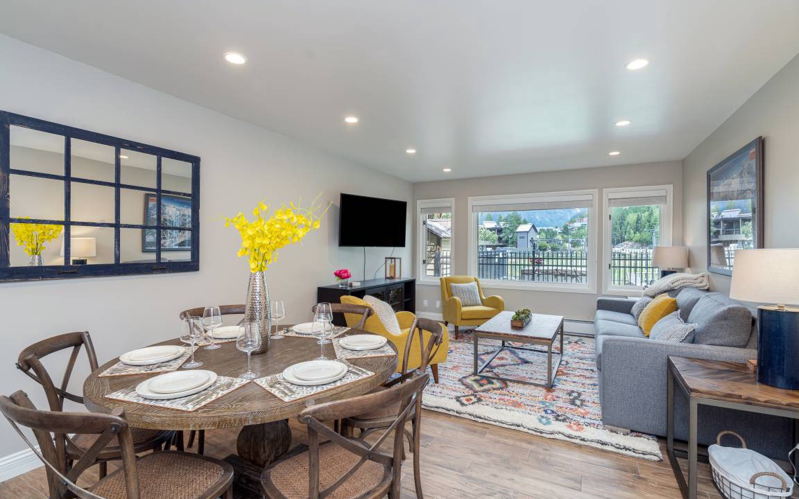 Photo of Livingroom in Telluride