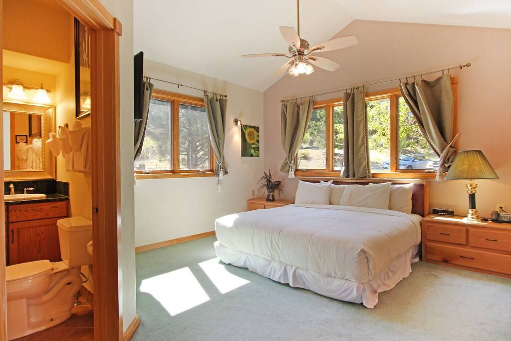 Photo of Bedroom in Estes Park