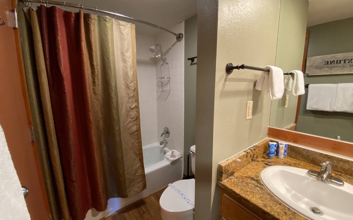 Photo of Bathroom in Lakeside Village