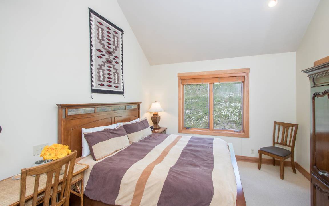 Photo of Bedroom in Mountain Village