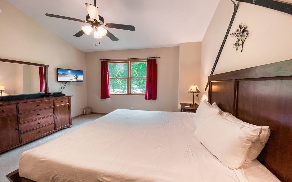 Photo of Bedroom in Keystone