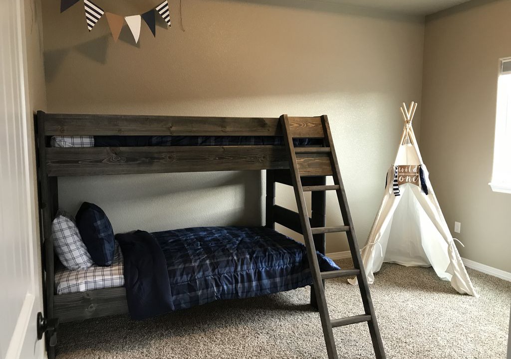 Photo of Bedroom in Monument