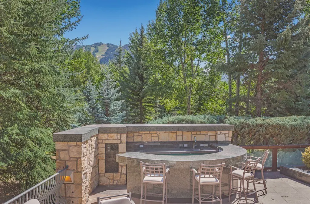 Photo of Patio Balcony in Red Mountain