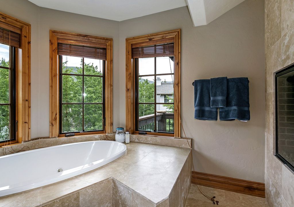 Photo of Livingroom in Highland Meadows