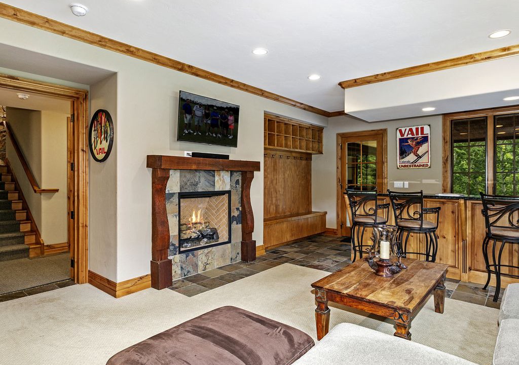 Photo of Livingroom in Highland Meadows