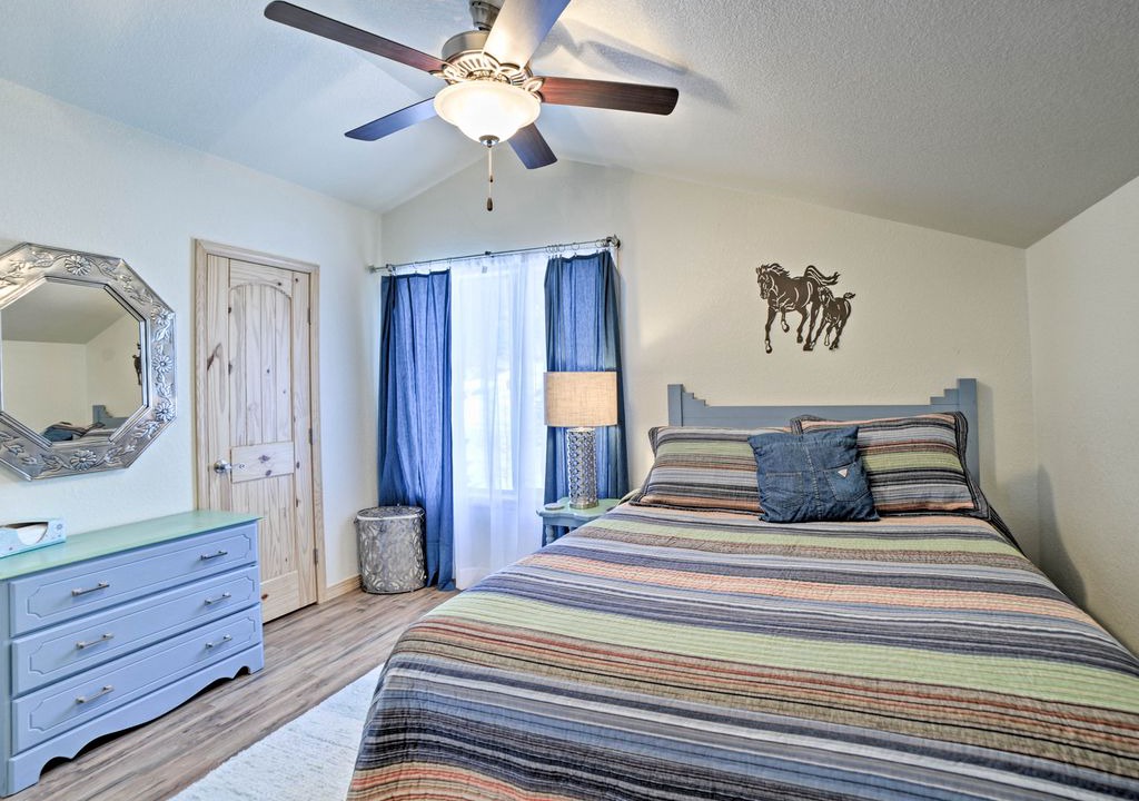 Photo of Bedroom in San Juan River Village