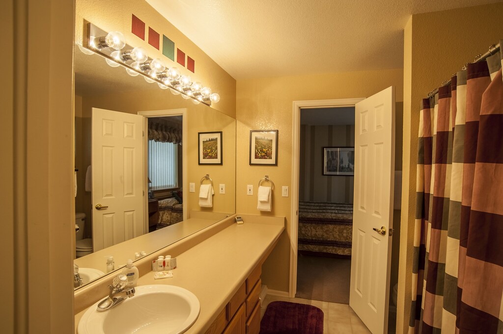 Photo of Bathroom in Park Forest Estates