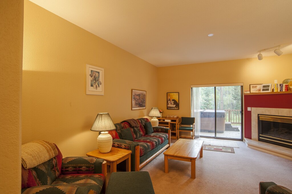 Photo of Livingroom in Park Forest Estates