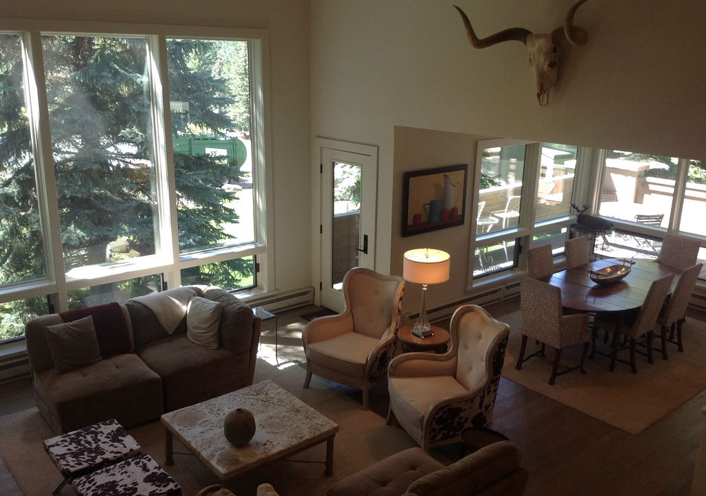Photo of Livingroom in Vail