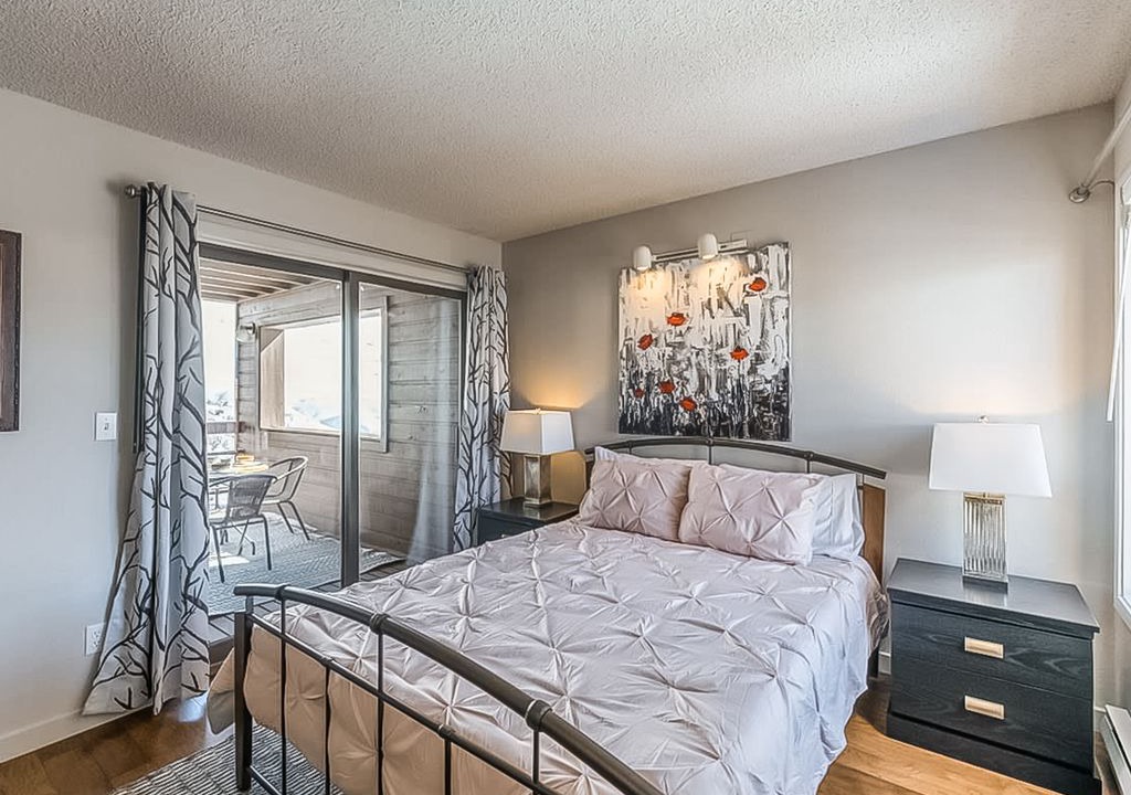 Photo of Bedroom in Crested Mountain Village